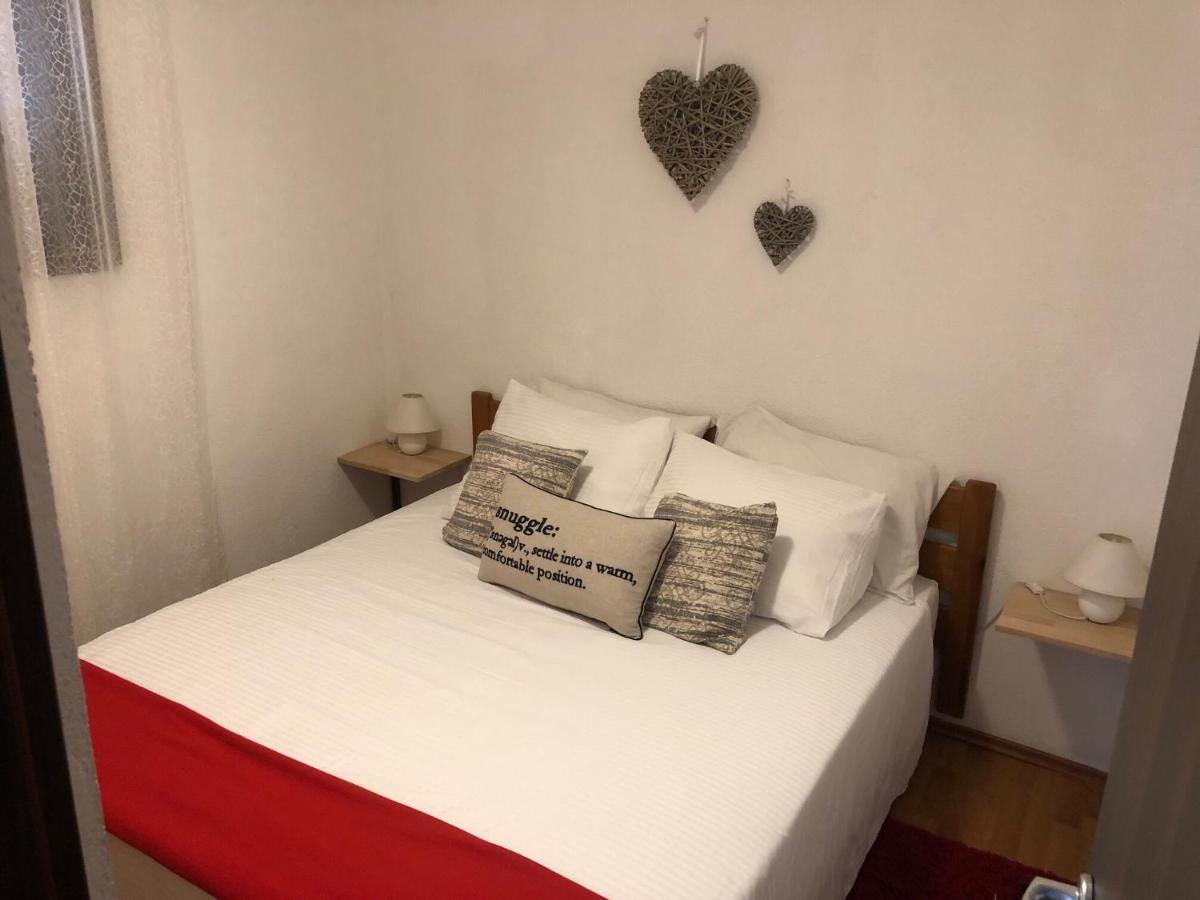 Vacation House "Andy" Пула Екстериор снимка