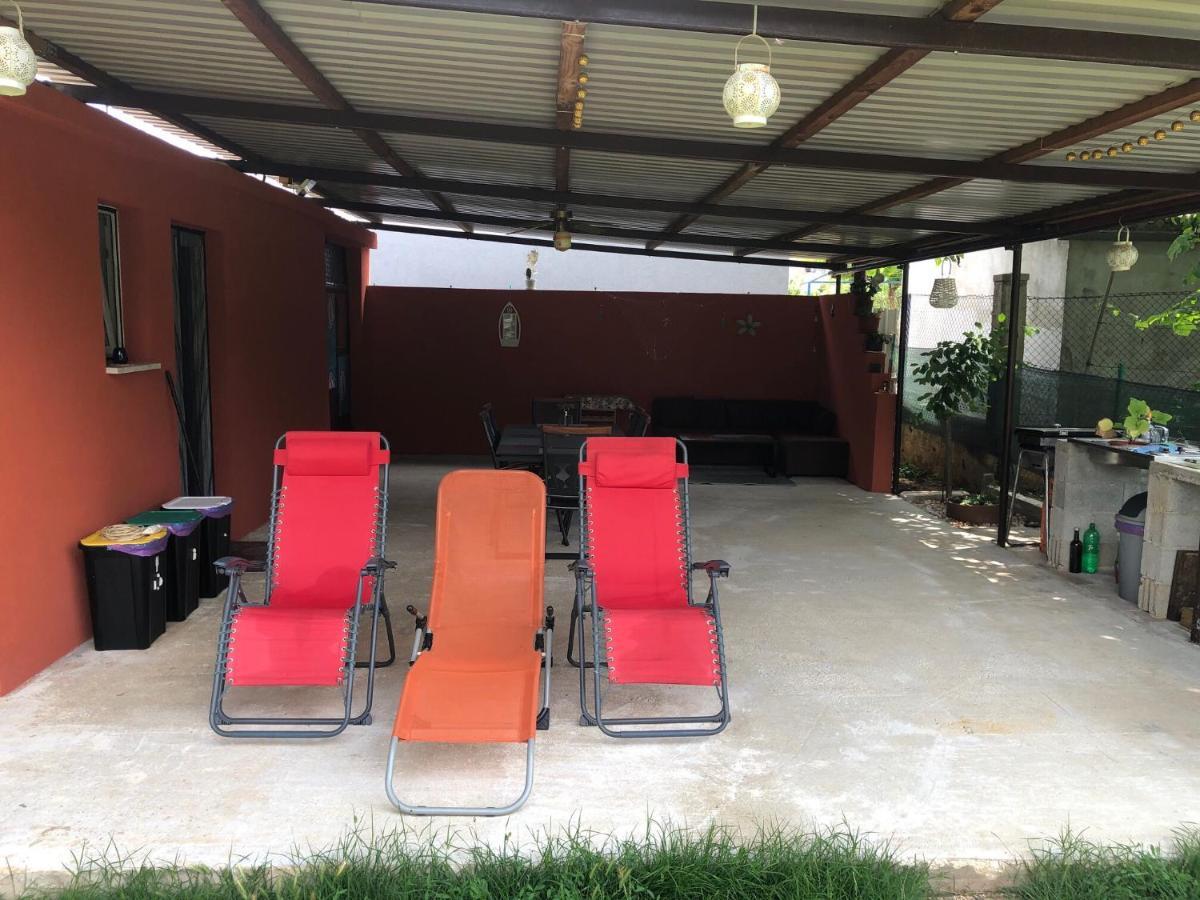 Vacation House "Andy" Пула Екстериор снимка