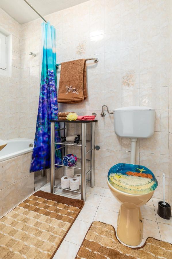 Vacation House "Andy" Пула Екстериор снимка